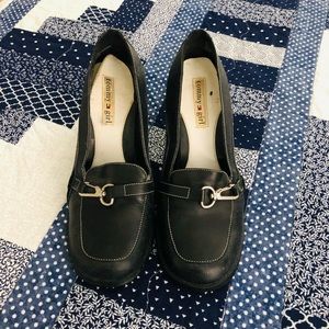 Tommy Girl Navy Pumps